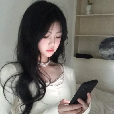女人在家